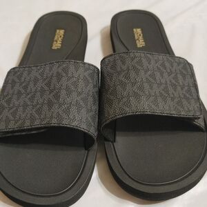 Michael Kors Black Logo-Textured Slide Sandals Black NWOTB
